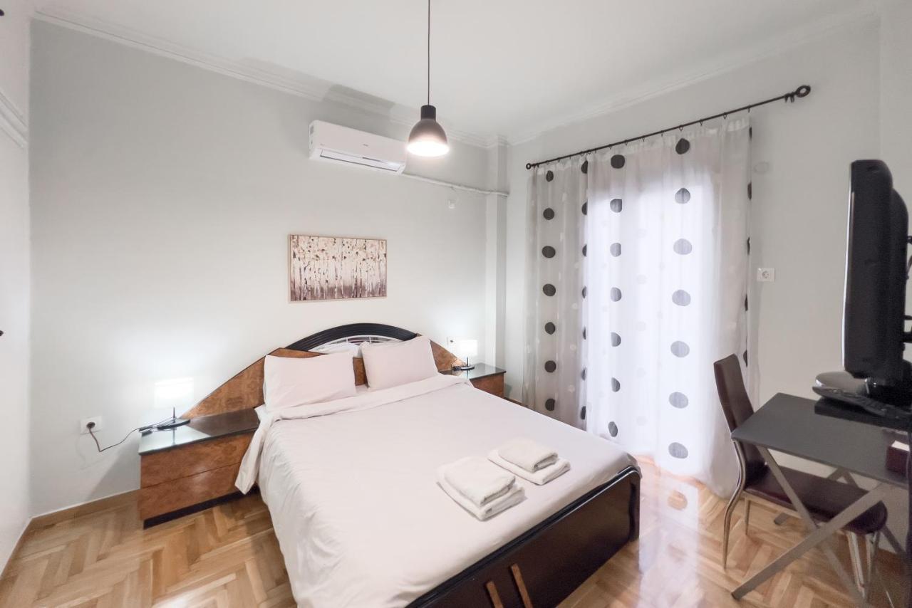 Cozy Cityscape Apartment In Athen Exterior foto